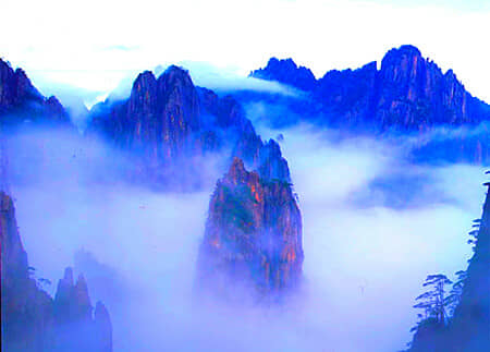 �����λ�ǧ����ɽ�羰����ǧ�������ĺ�����ˮī��塢��Դ���롢��Ұ������Ϫ�ϹŴ��䡢�Ż�ɽ�����Ϫ�Ͻ֡�����ˮ��˫��6����